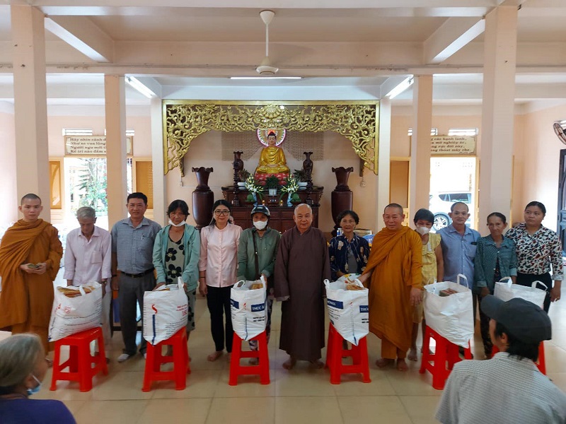 trao qua tai Tinh xa Ngoc Giang